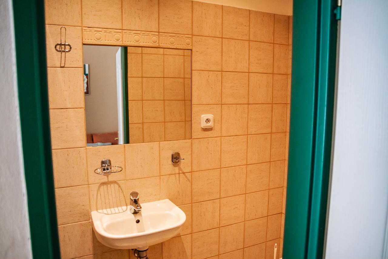 Hotel Sunflower Prague Exterior photo