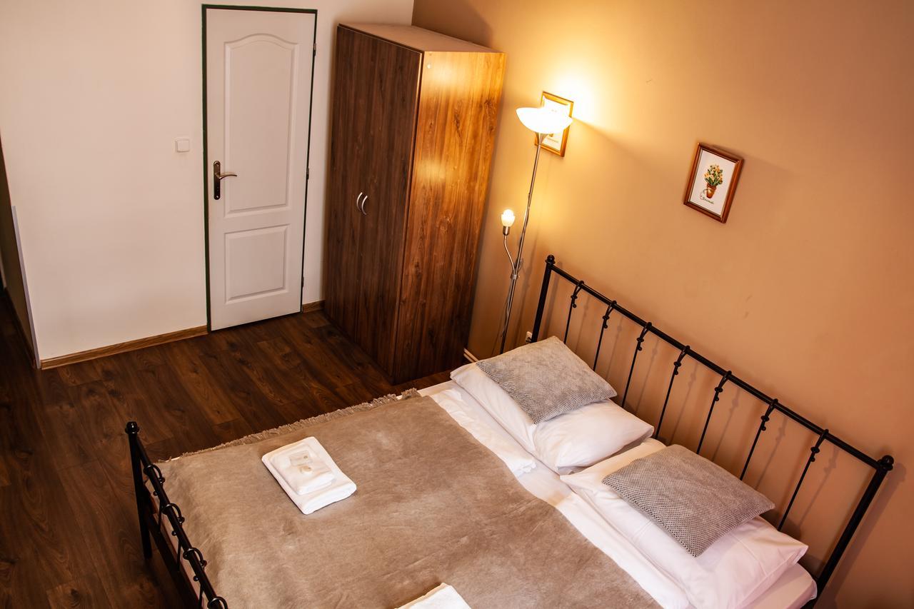 Hotel Sunflower Prague Exterior photo